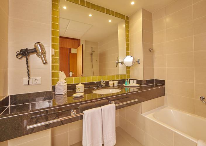 Junior suite blau portopetro beach resort & spa mallorca Junior suite blau portopetro beach resort & spa mallorca