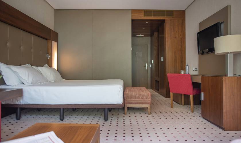 Doppelzimmer mit zugang zu manantial und aquaxana Gran Hotel Las Caldas by blau hotels Asturien