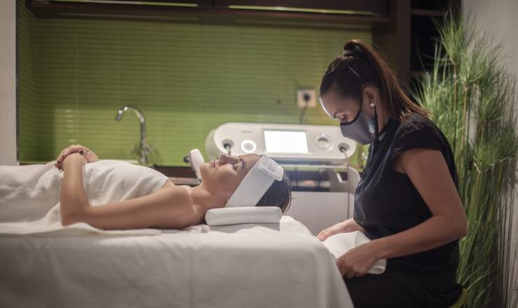 WELLNESS & BEAUTY. Bonos y experiencias regalo de tratamientos para mimarte cuando más lo necesites. ¡Elige tu bono! Gran hotel Las Caldas by Blau Hotels Asturias WELLNESS & BEAUTY. Bonos y experiencias regalo de tratamientos para mimarte cuando más lo necesites. ¡Elige tu bono! Gran hotel Las Caldas by Blau Hotels Asturias