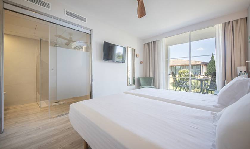 Superior double room blau colònia sant jordi Majorca Superior double room blau colònia sant jordi Majorca