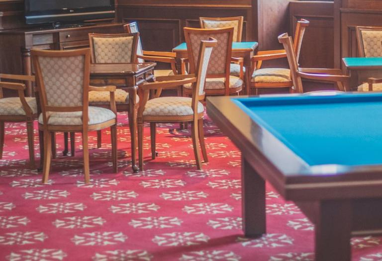 Английский бар   Английский бар